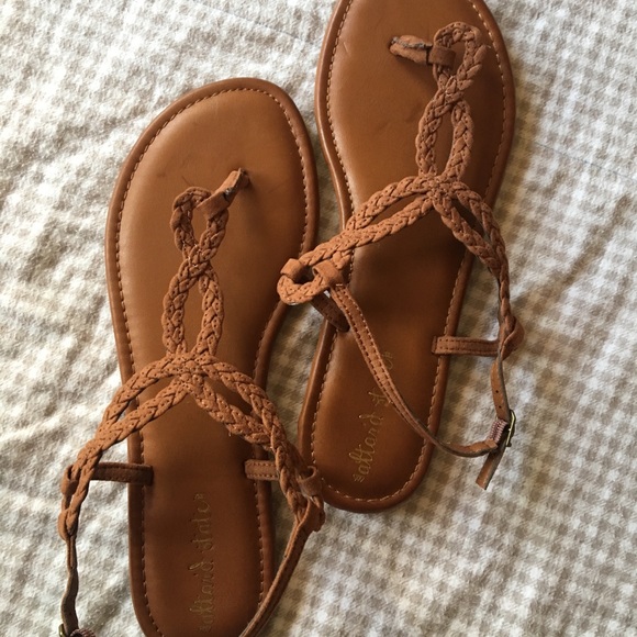 Altar'd State Shoes - Alter’d State NWOT sandals